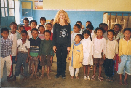 Dominique Dimey et les enfants de Madagascar